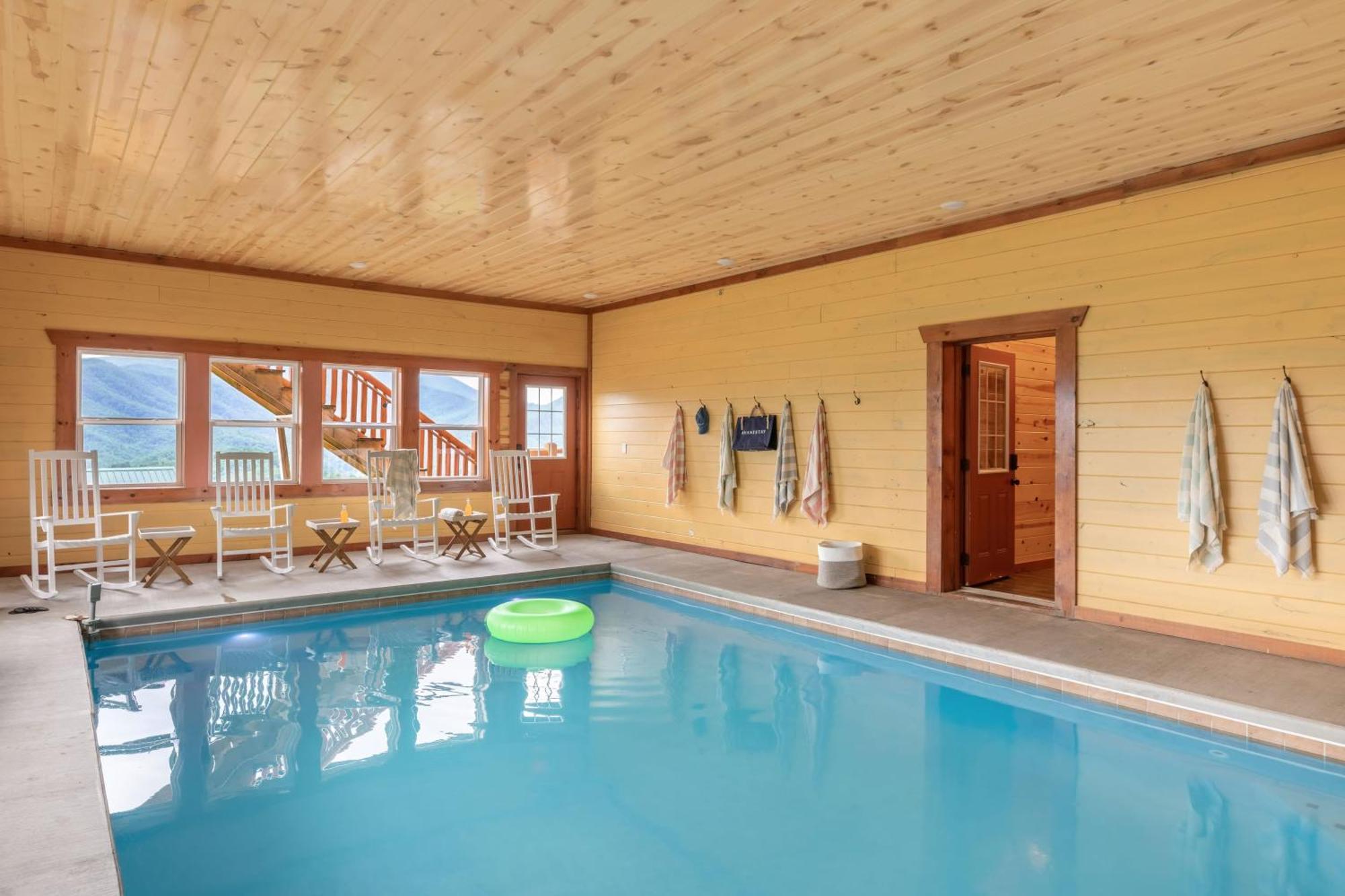 Sugarland By Avantstay Sleeps 28 Home Theatre Two Hot Tubs Indoor Pool Incredible Views Pigeon Forge Exteriér fotografie