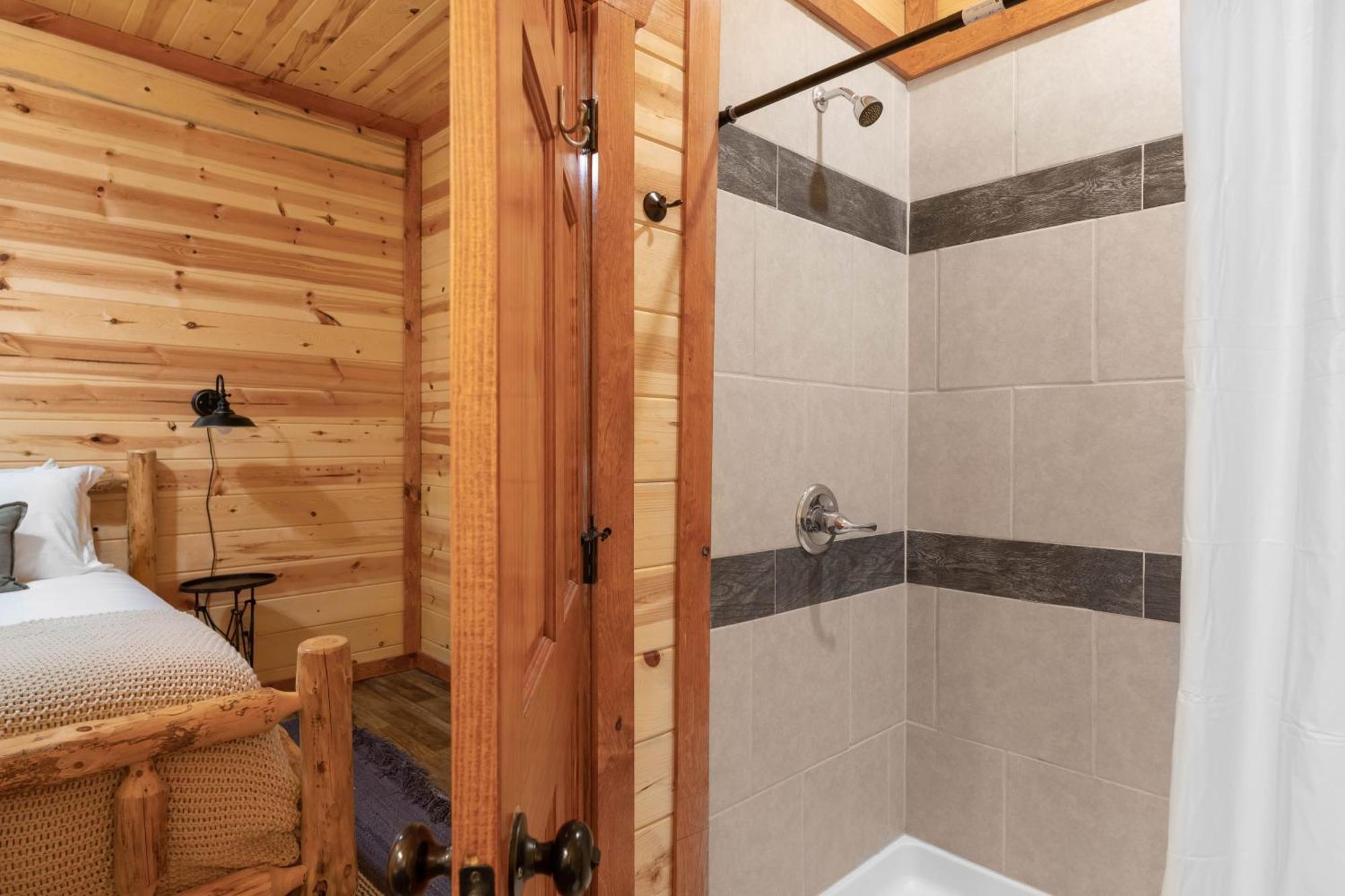 Sugarland By Avantstay Sleeps 28 Home Theatre Two Hot Tubs Indoor Pool Incredible Views Pigeon Forge Exteriér fotografie