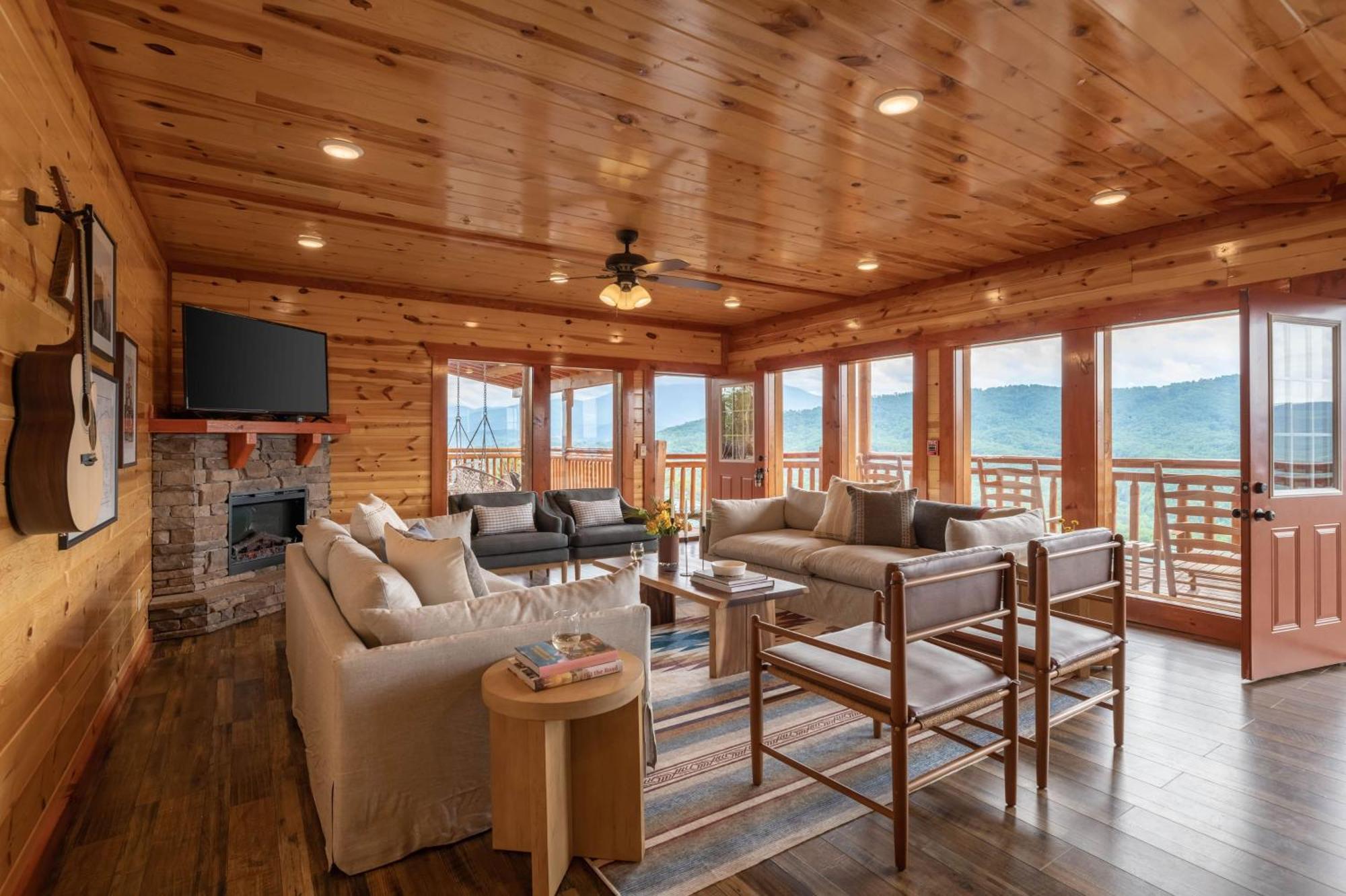 Sugarland By Avantstay Sleeps 28 Home Theatre Two Hot Tubs Indoor Pool Incredible Views Pigeon Forge Exteriér fotografie